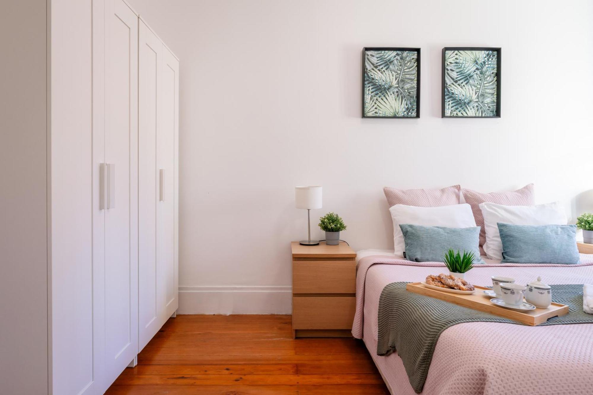Host Wise - Spacious Comfortable Apartment - Balcony Porto Exterior foto